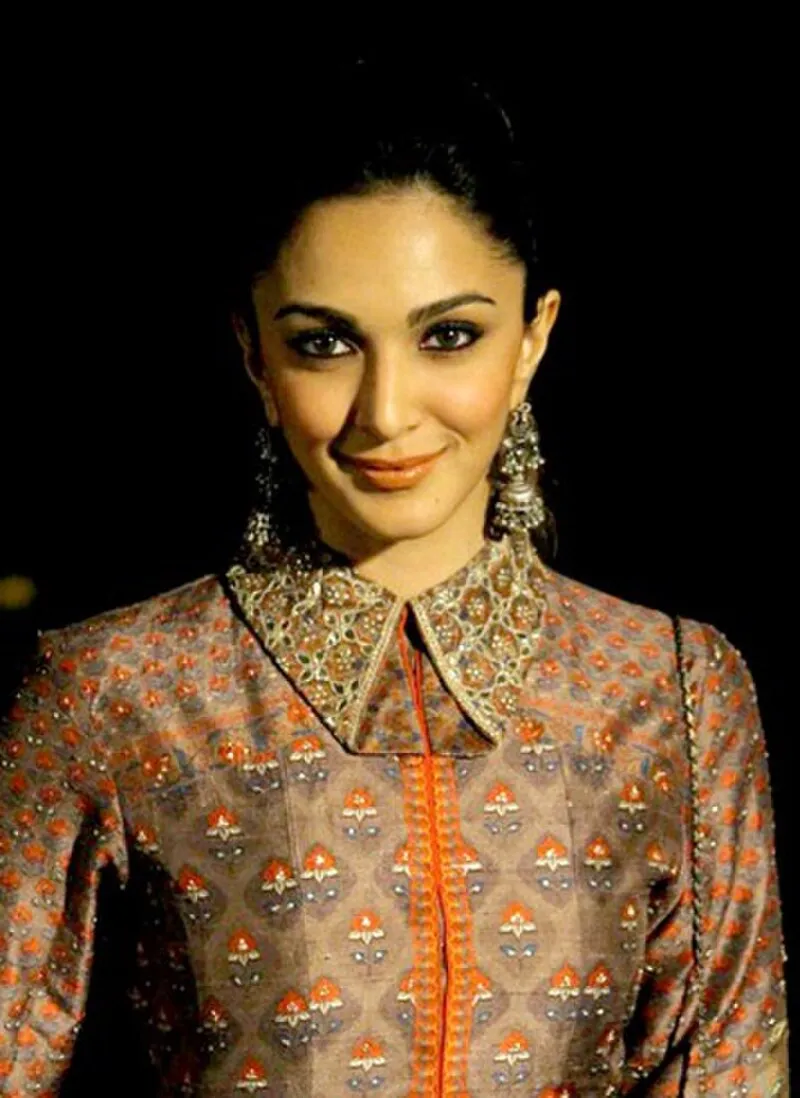 Kiara Advani - The Luminous Force Rewriting Bollywood's Beauty Standards